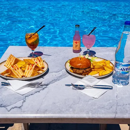 Tsamadanis & Friends Family Hotel