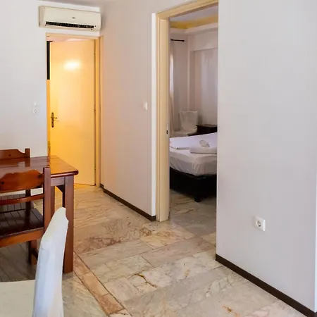 Tsamadanis & Friends Family Hotel