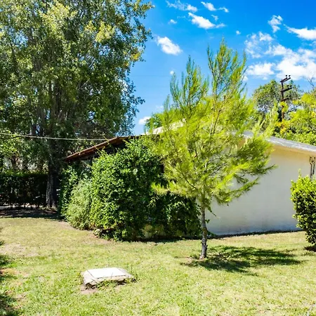 Tsamadanis & Friends Family 2* Karavómilos