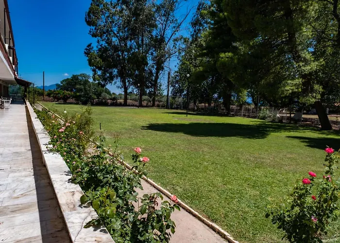 Tsamadanis & Friends Family Καραβόμυλος